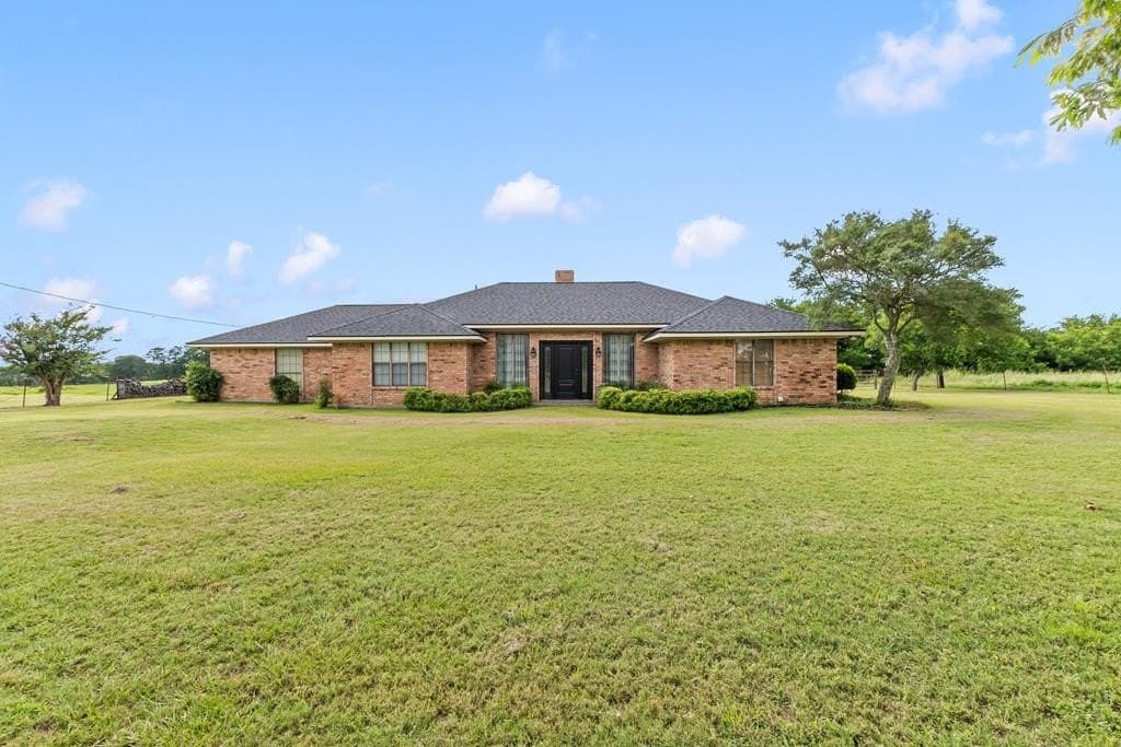 11 acres in Kaufman County