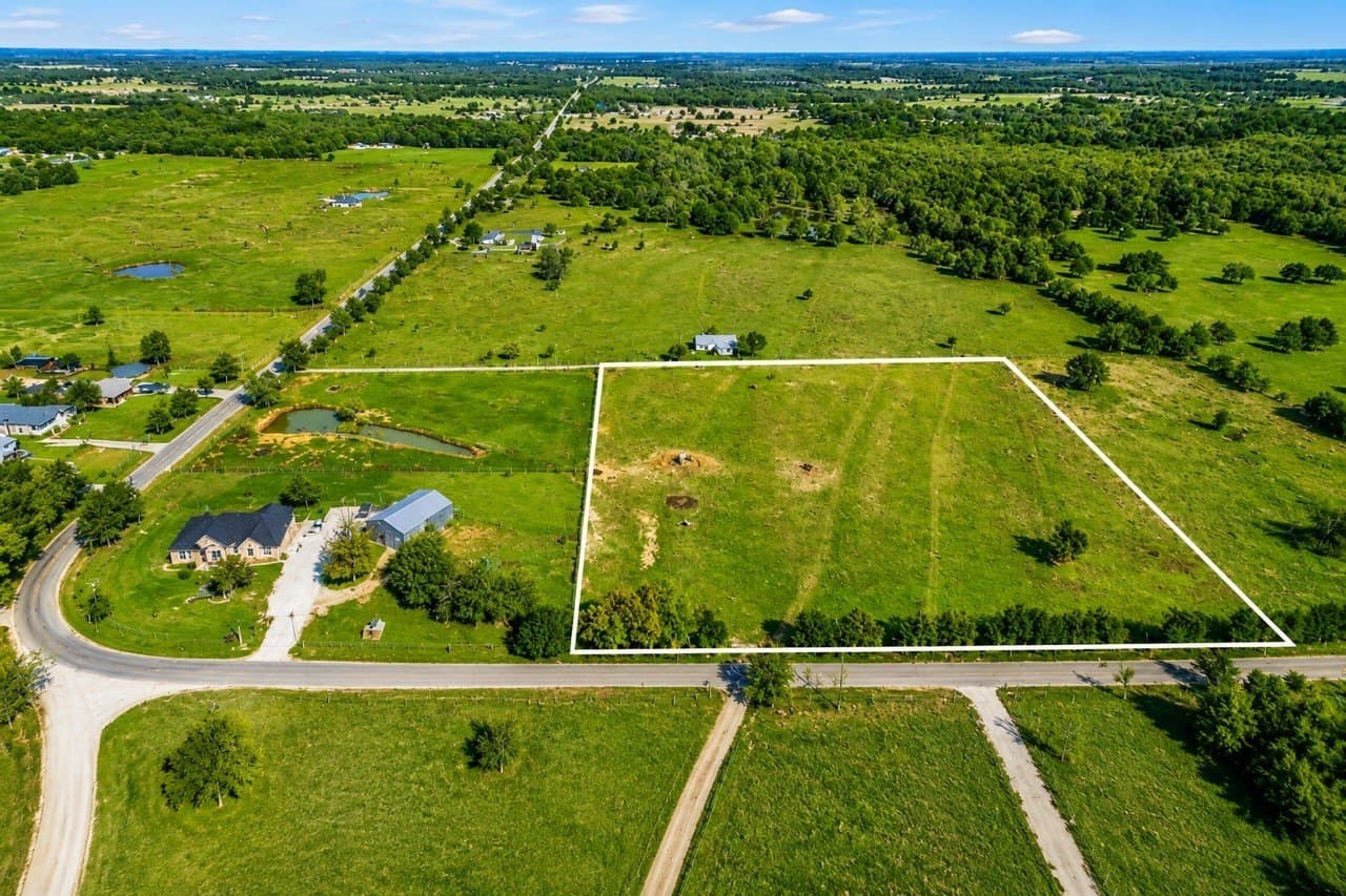 5 acres in Cooke County