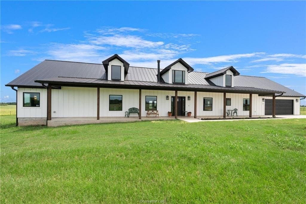 76 acres in Milam County