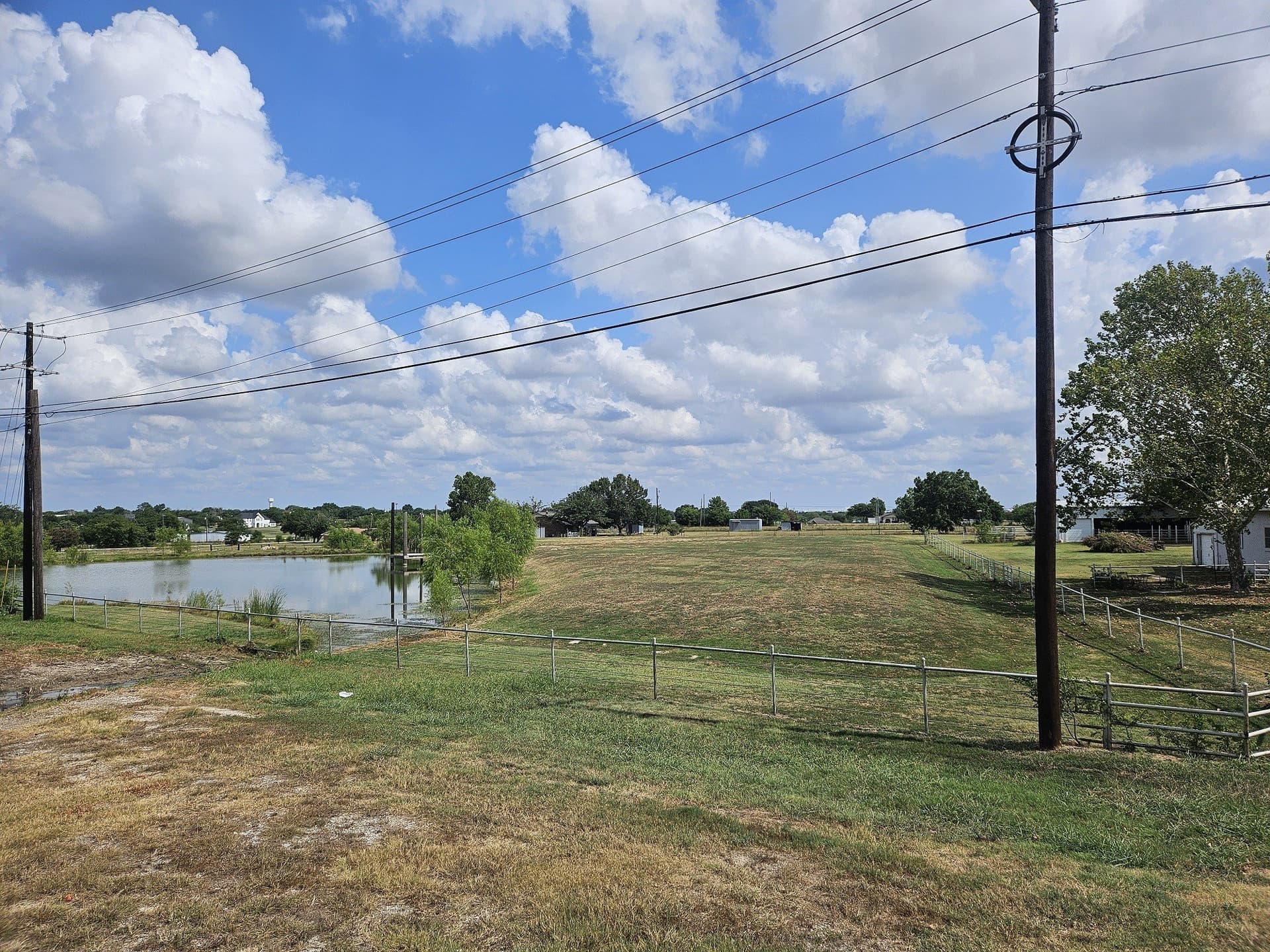 2.96 acres in Tarrant County