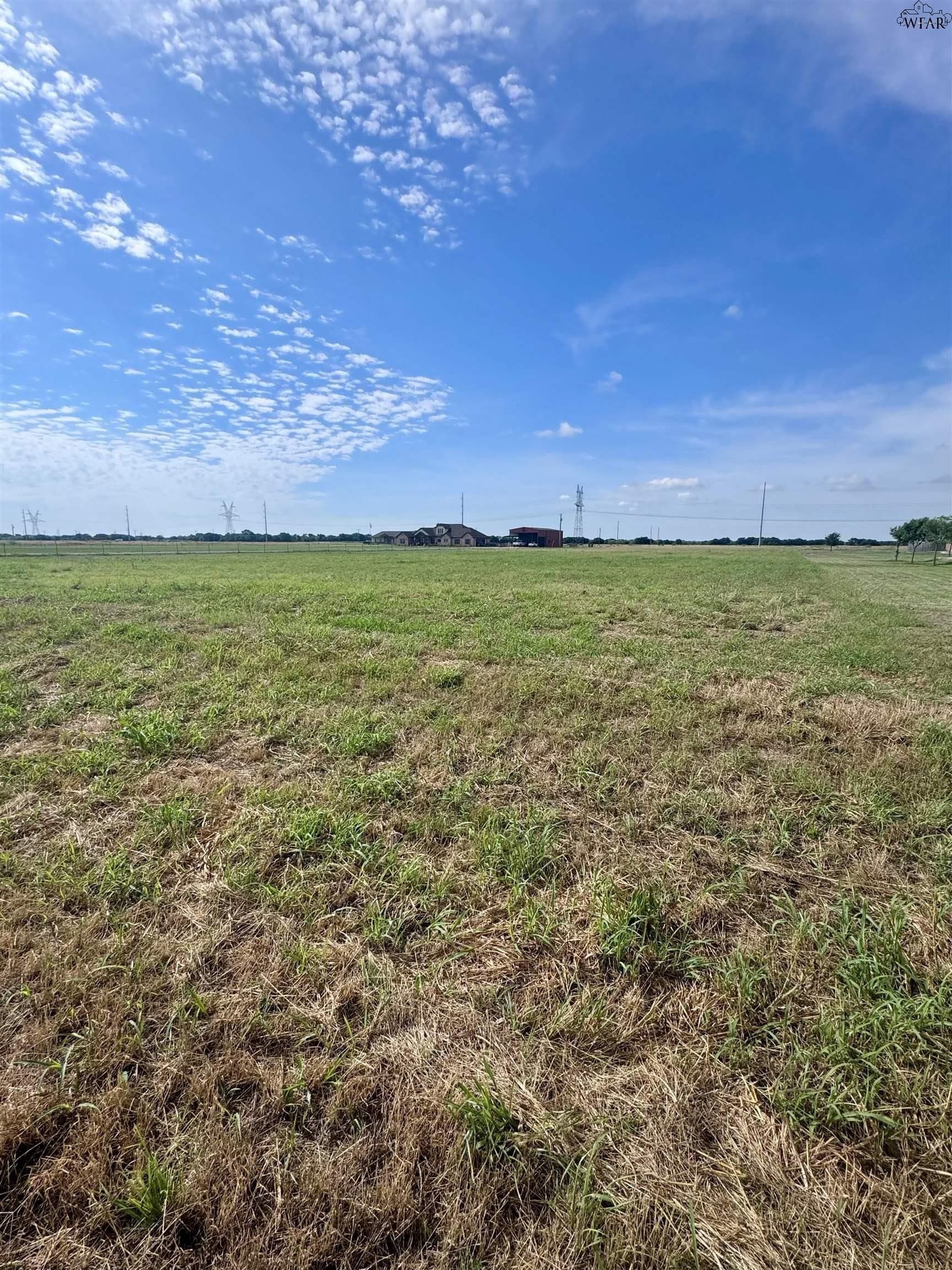 5.52 acres in Archer County