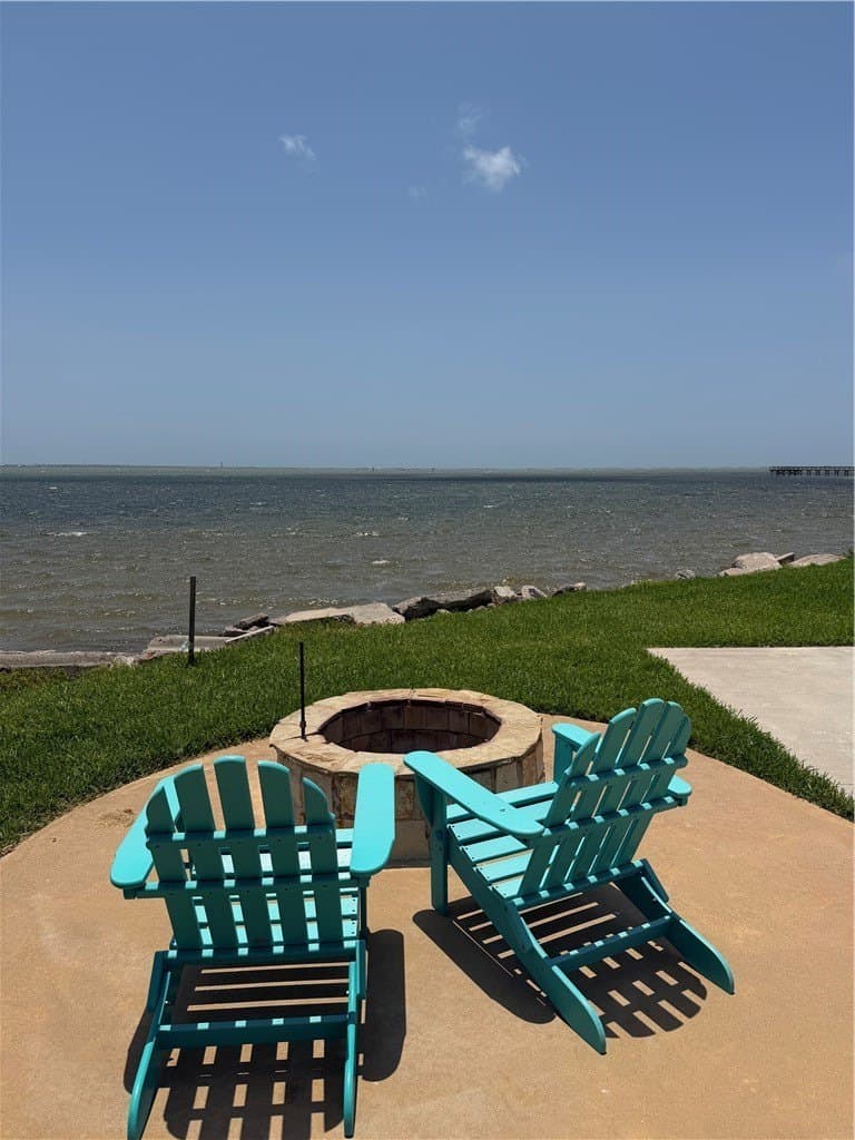 0.09 acres in Nueces County
