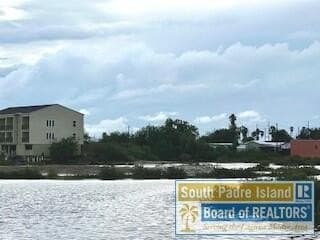 W Bass Ave lot: 24