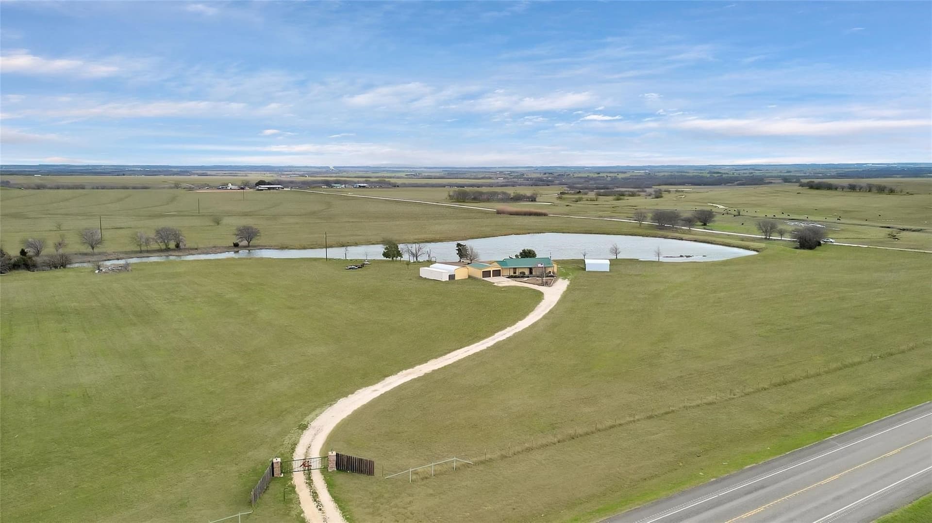 34.13 acres in Hill County