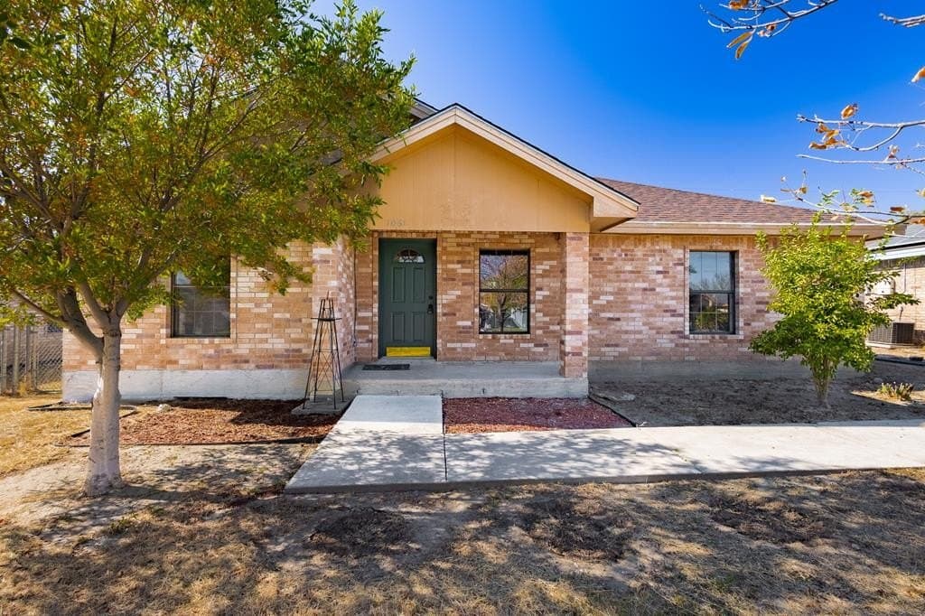 6,670 acres in Maverick County