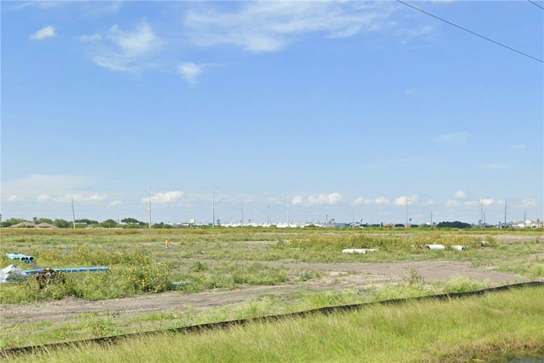 0.22 acres in Nueces County