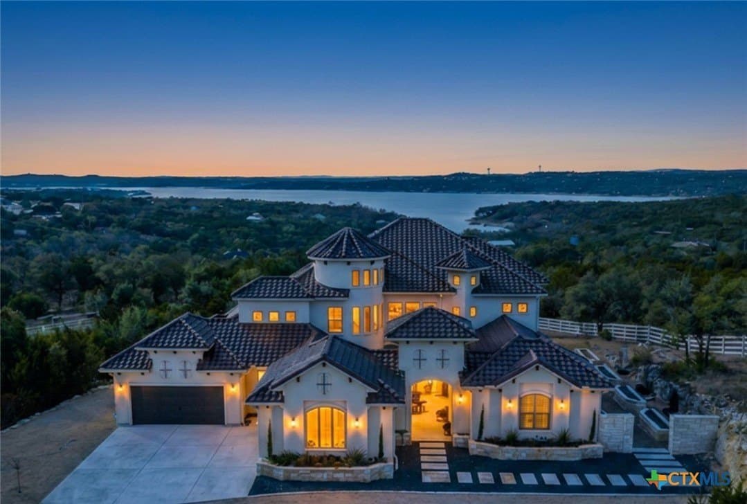 10.62 acres in Travis County