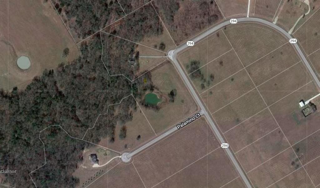 5.01 acres in Navarro County