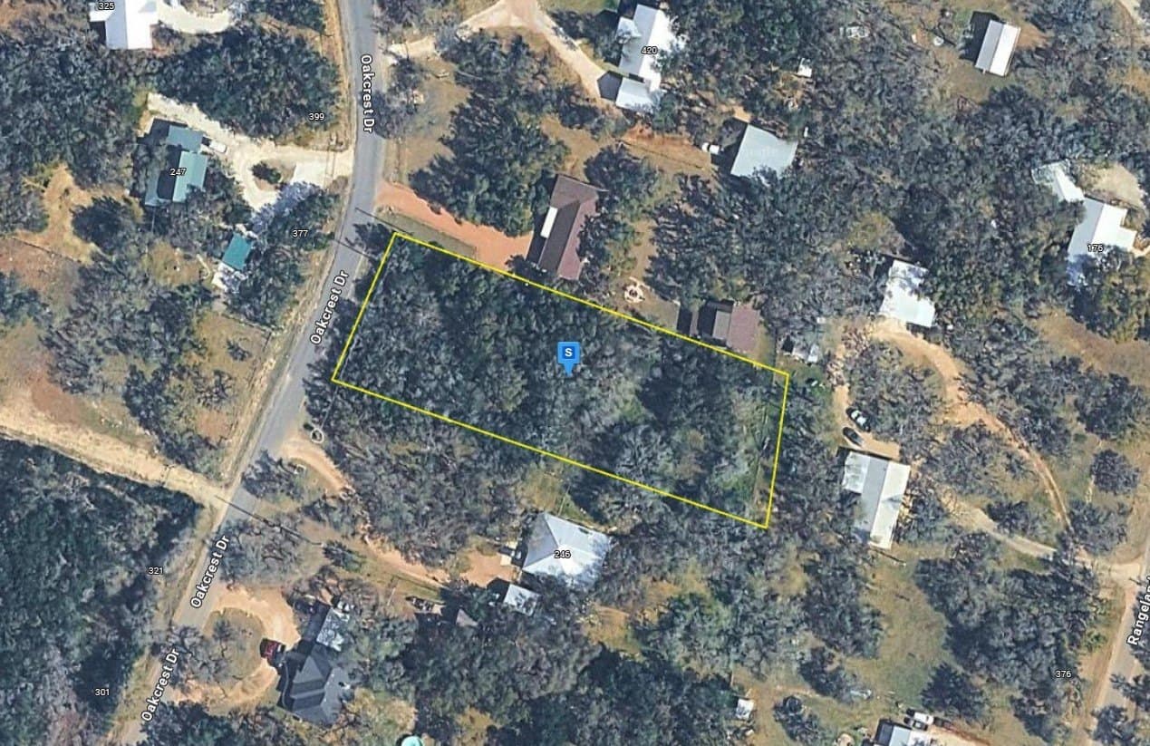 1.06 acres in Blanco County
