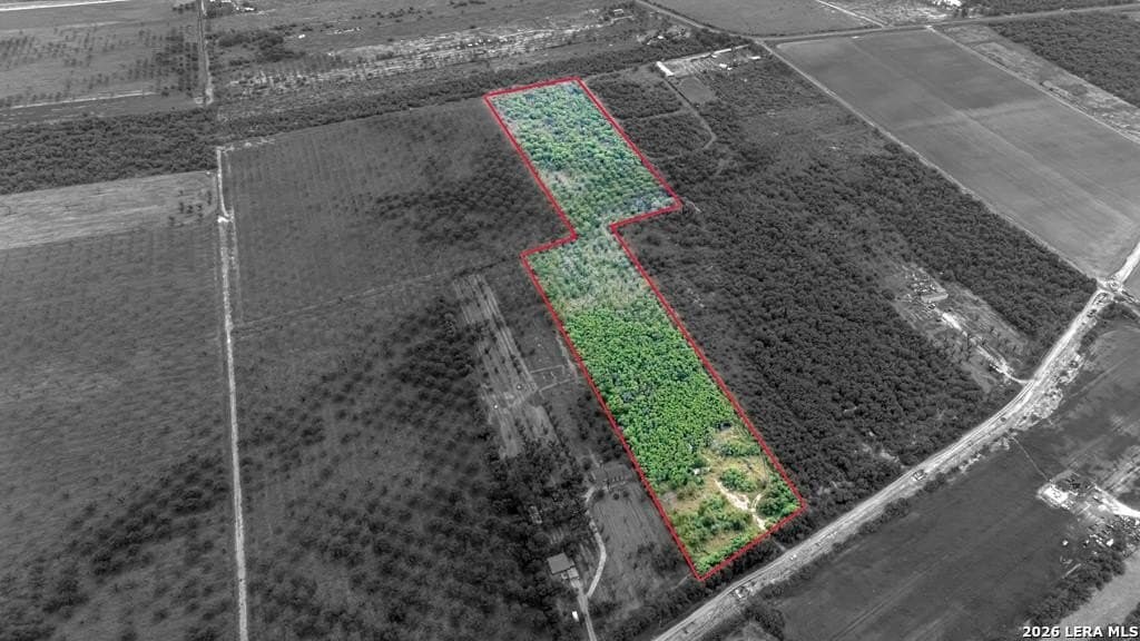 20.5 acres in Maverick County