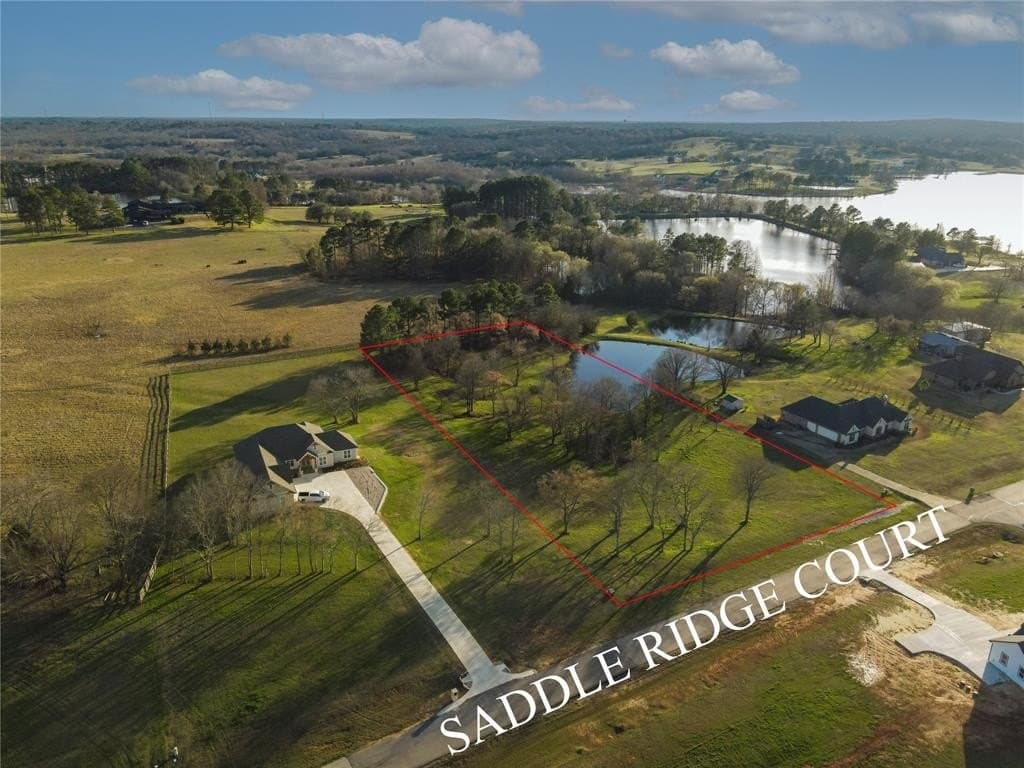2.53 acres in Henderson County