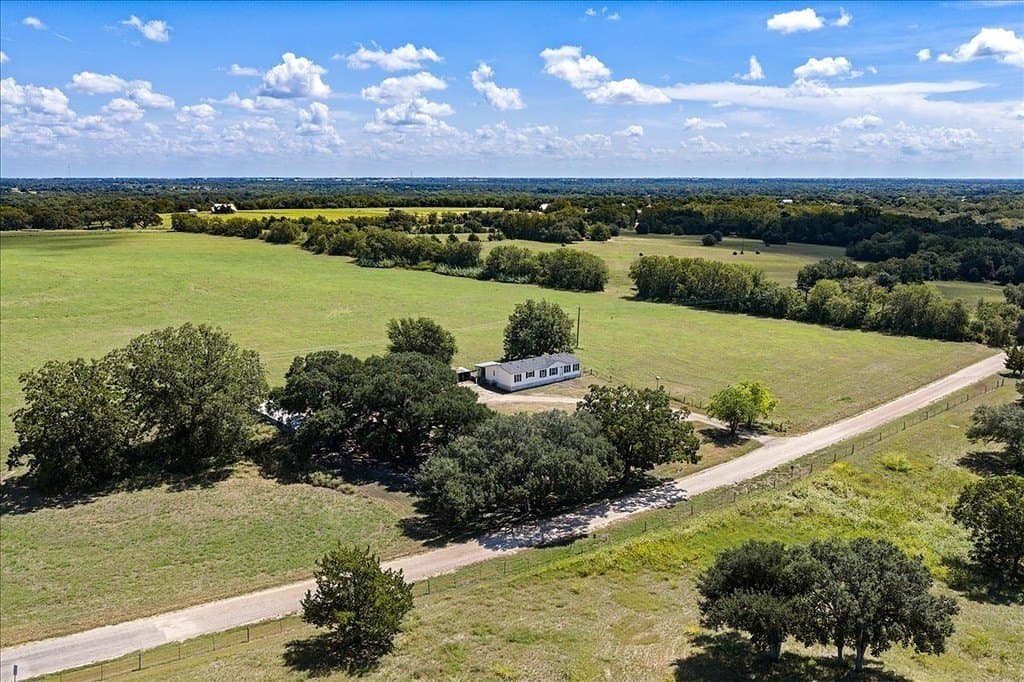 1 acres in Austin County