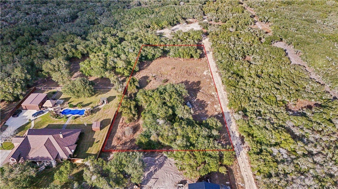 1.6 acres in San Patricio County