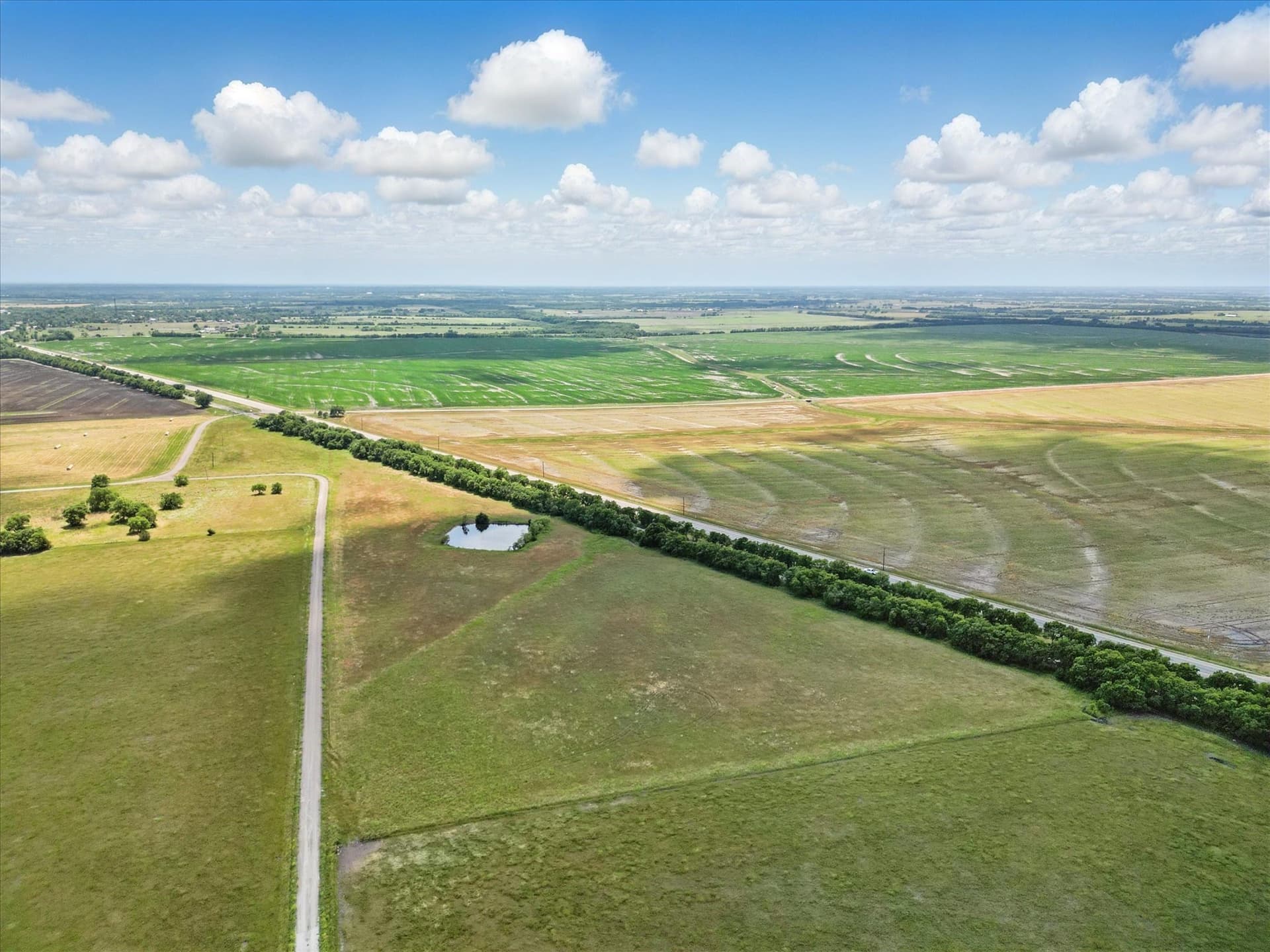 1.7 acres in Hunt County