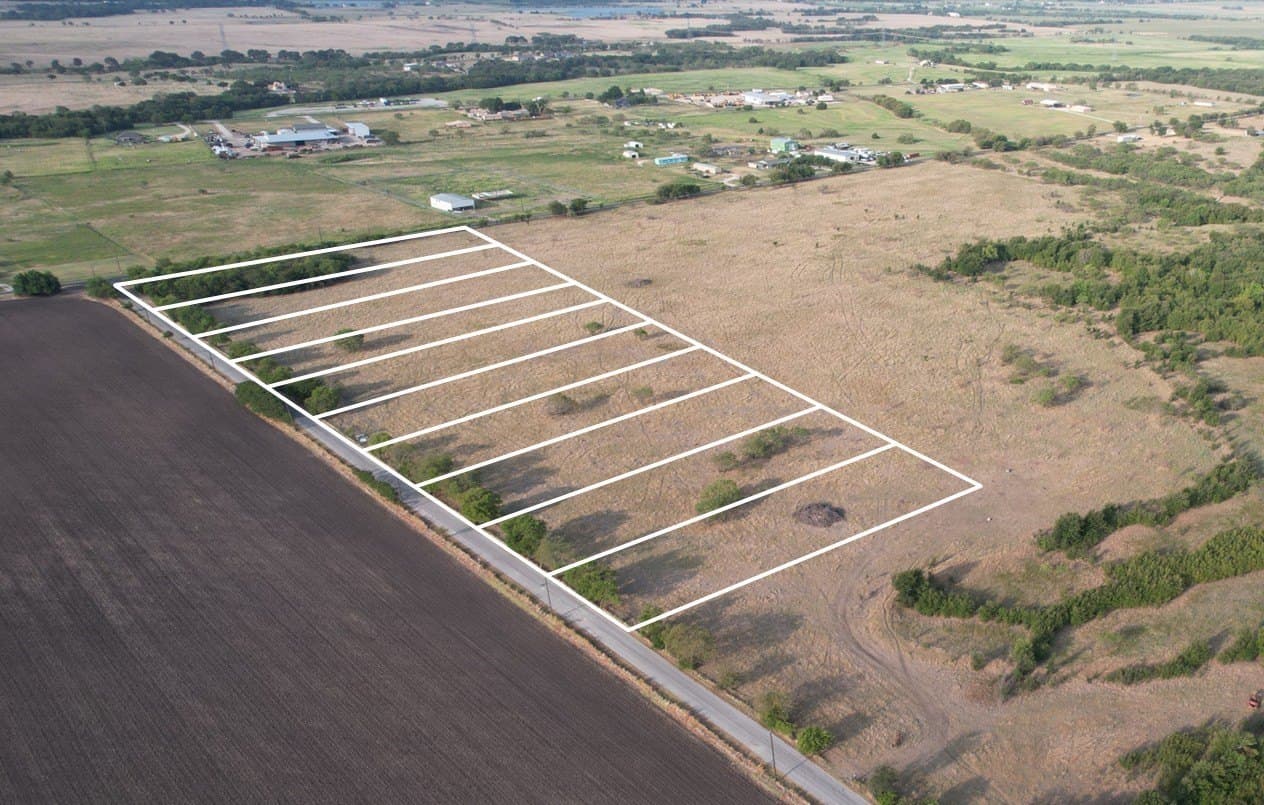 10.3 acres in Grayson County