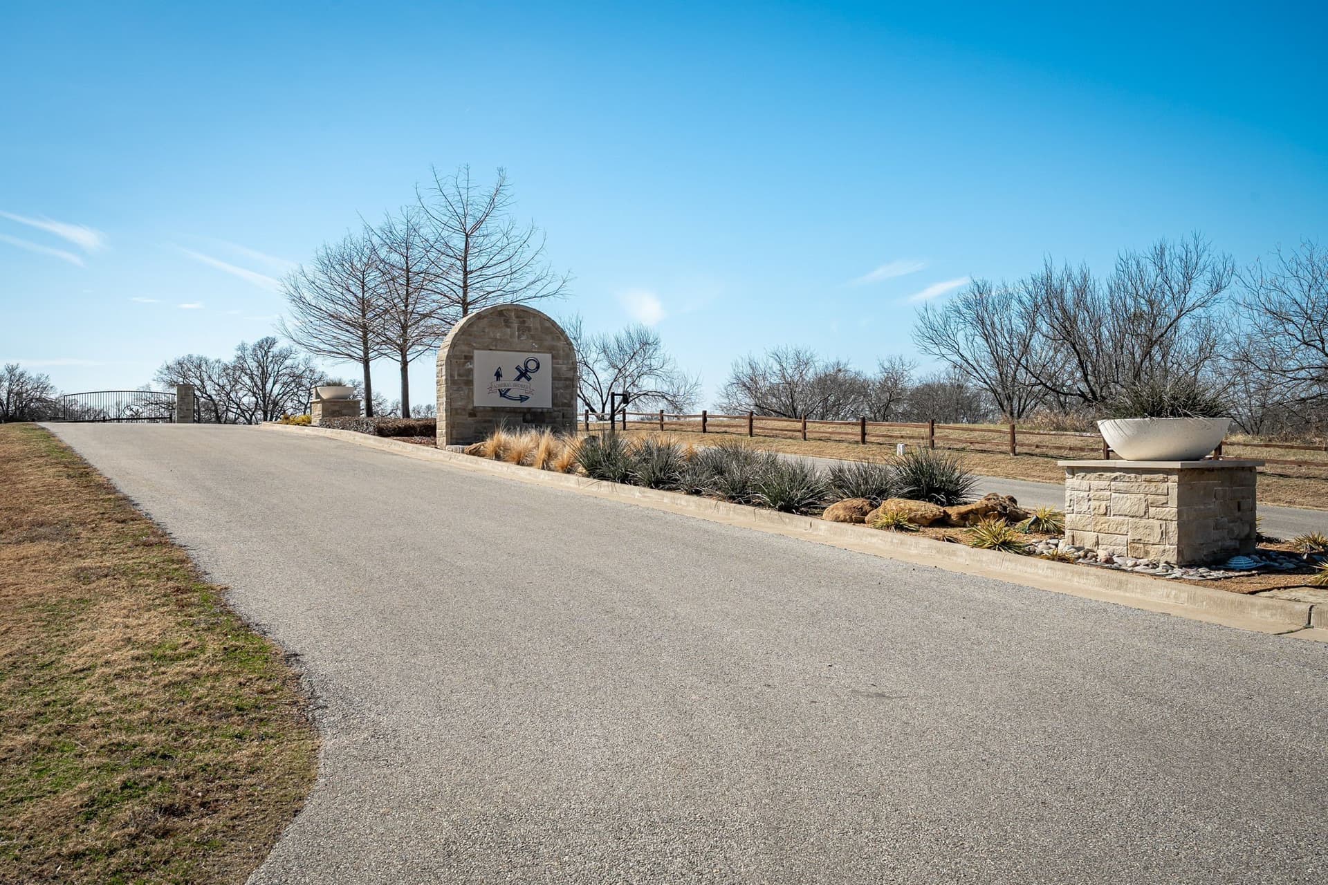 1.05 acres in Navarro County