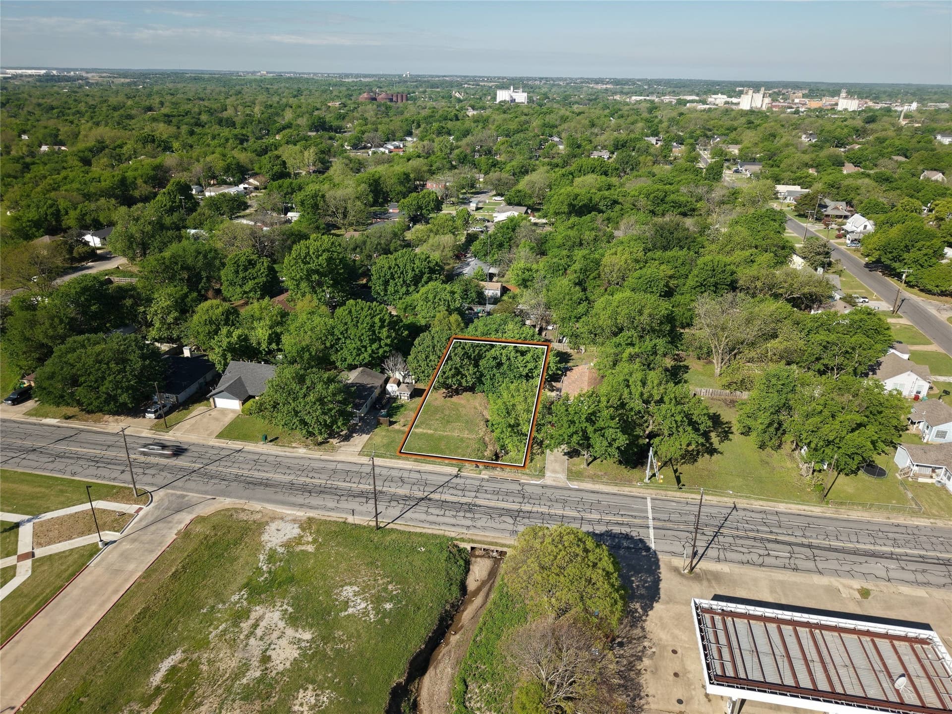 0.24 acres in Grayson County