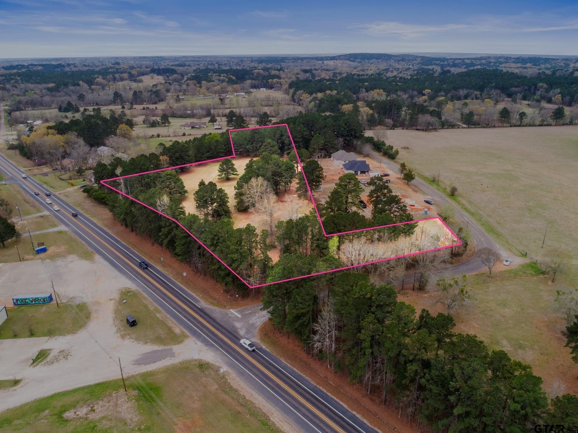 2.96 acres in Smith County