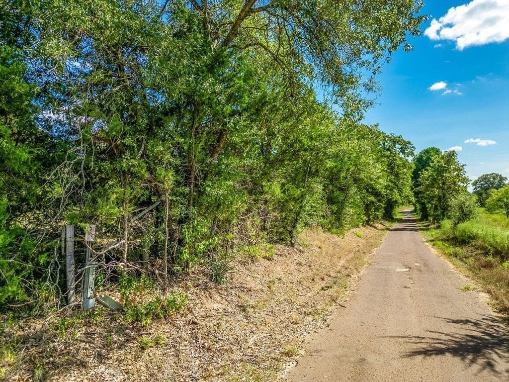 1.76 acres in Texas County