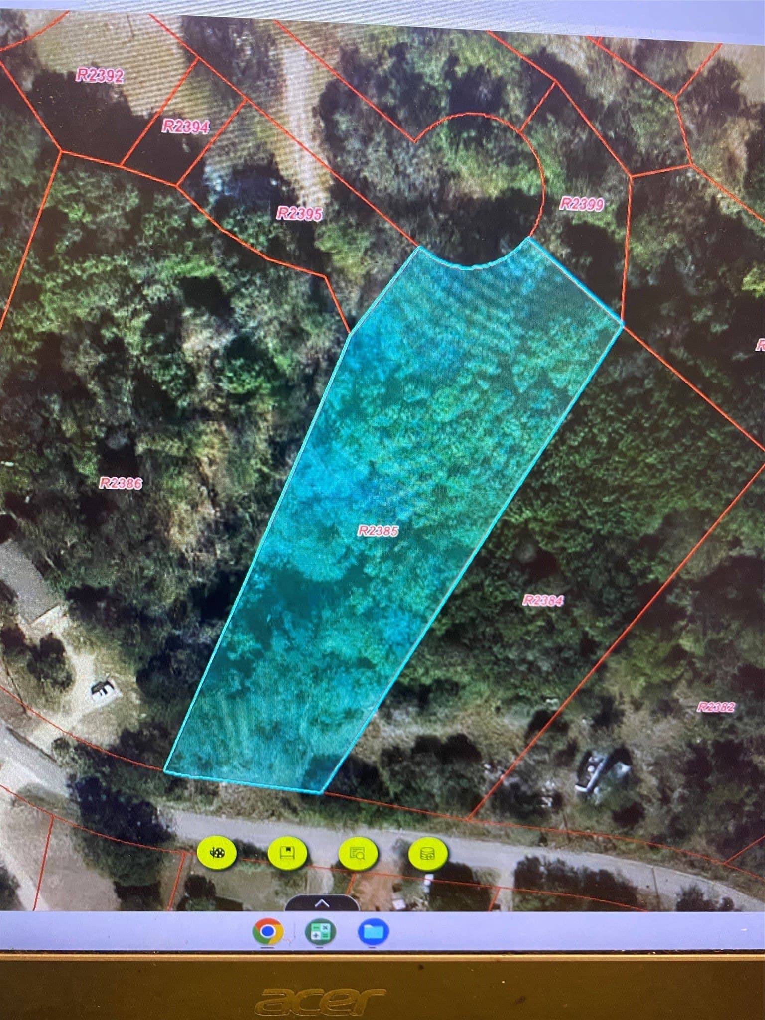 0.95 acres in Hood County