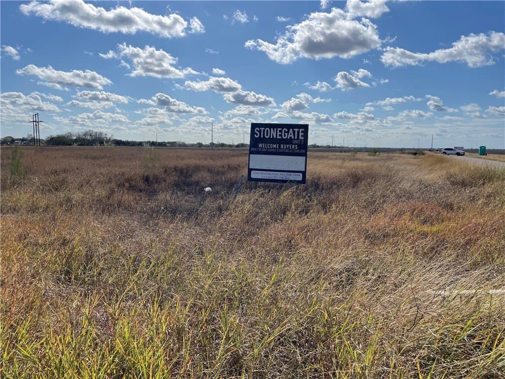 0.53 acres in Nueces County