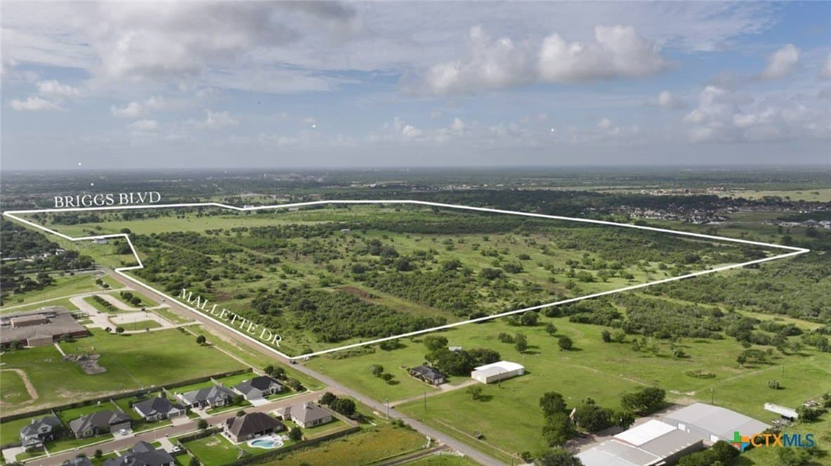 349.62 acres in Victoria County