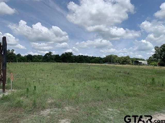 0.5 acres in Smith County