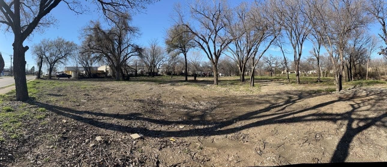 1.34 acres in Dallas County