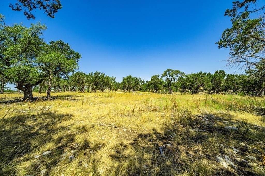 8.93 acres in Gillespie County