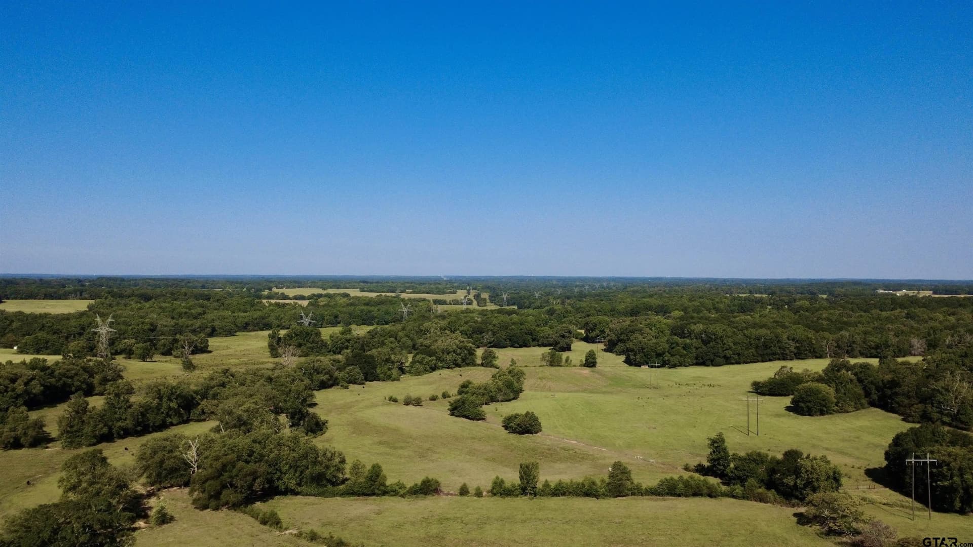 65 acres in Smith County