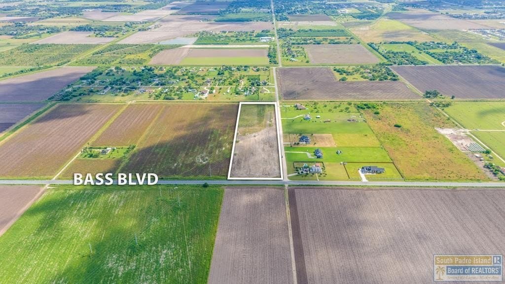 10 acres in Cameron County