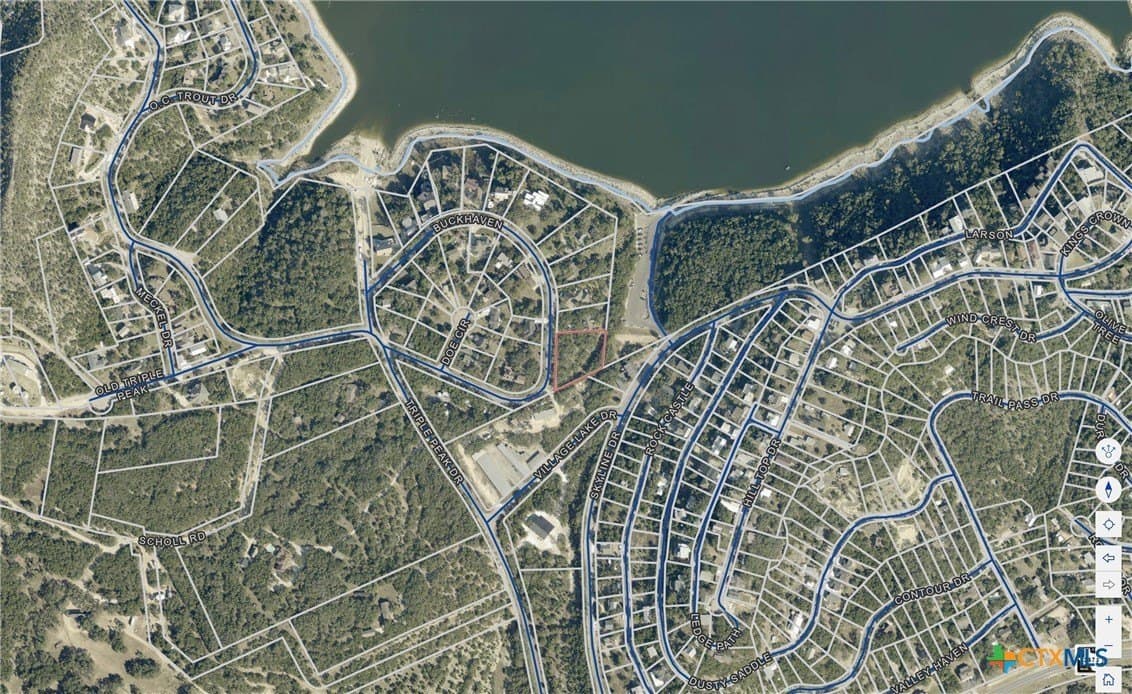 0.94 acres in Comal County