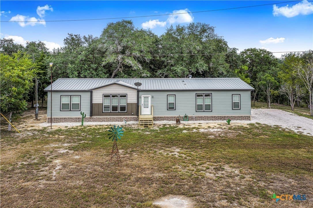 17.86 acres in Goliad County