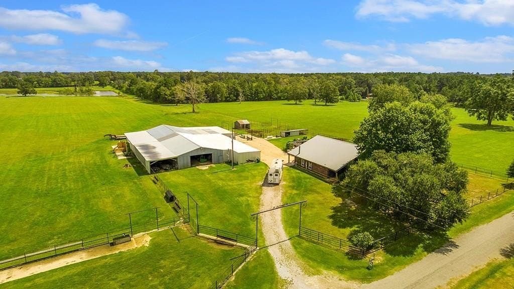 32.7 acres in Texas County