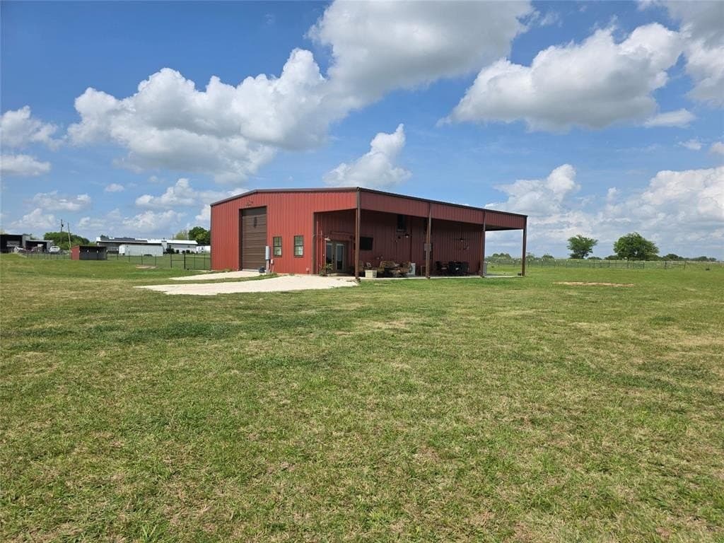 15.9 acres in Johnson County