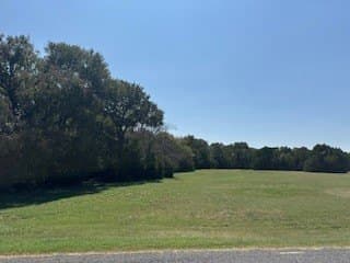 1.85 acres in Hill County