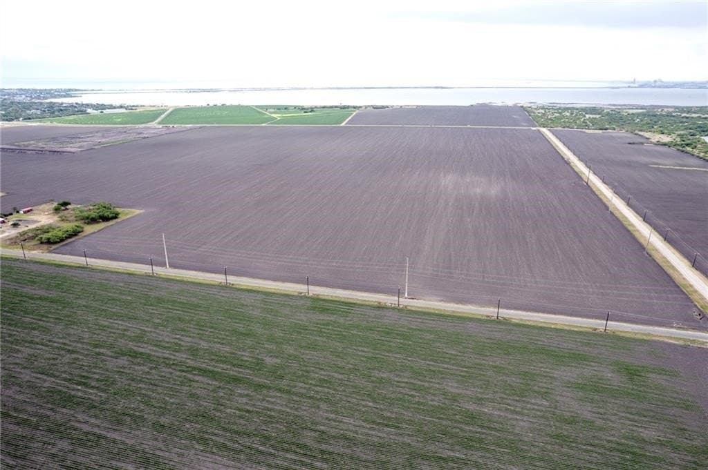 93.87 acres in San Patricio County