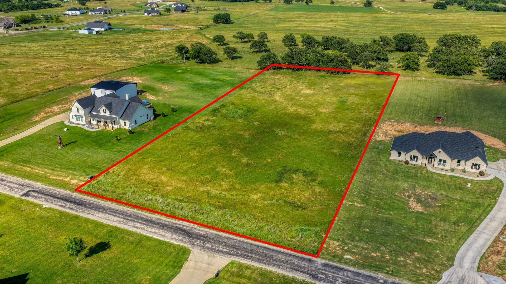 2.01 acres in Parker County