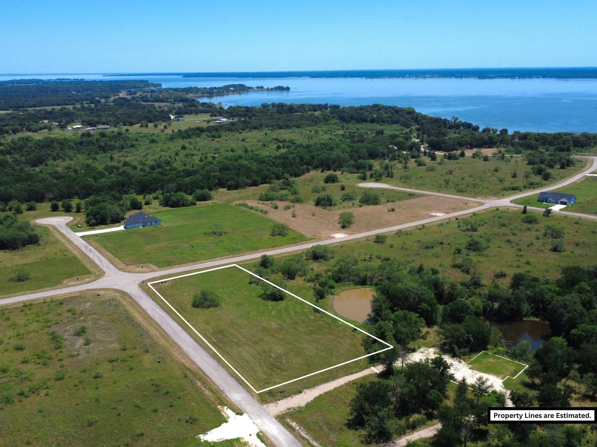 1.25 acres in Navarro County