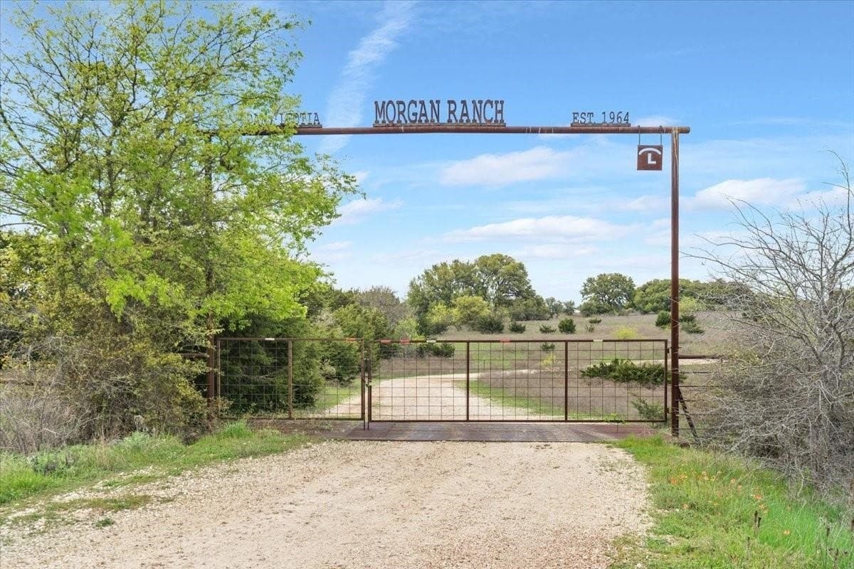 252 acres in McLennan County