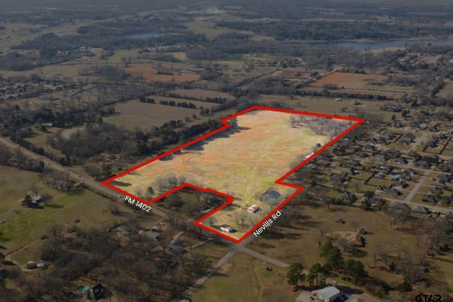 33.84 acres in Titus County