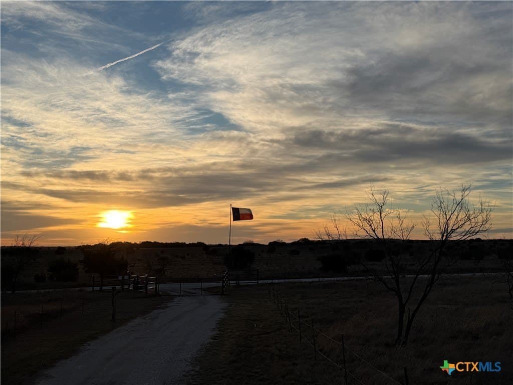 20.02 acres in Lampasas County