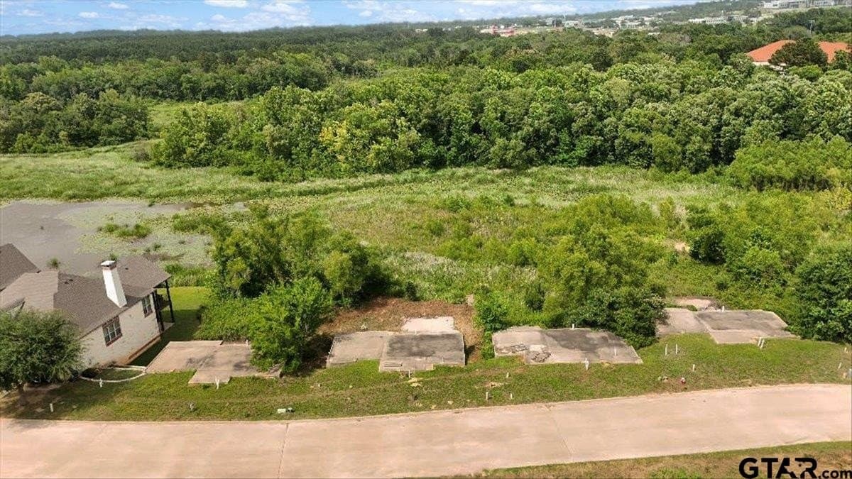 0.15 acres in Smith County