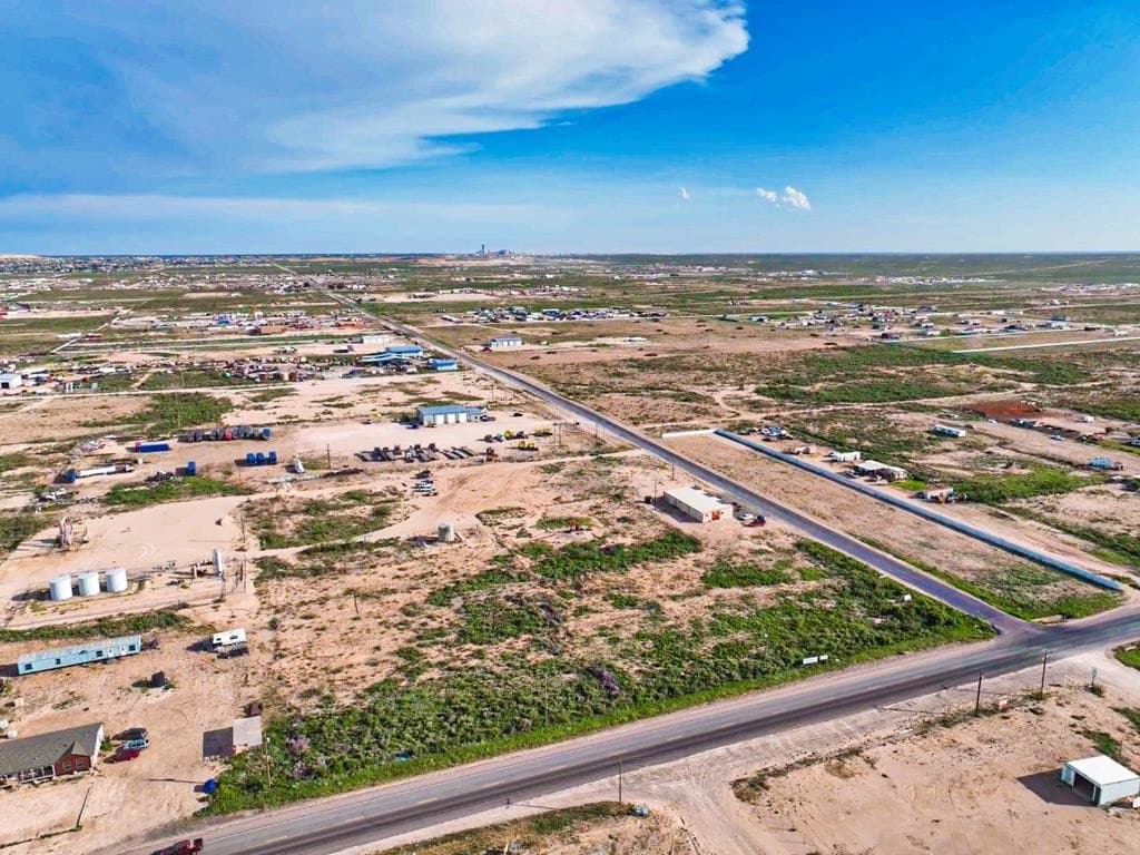 1.07 acres in Ector County
