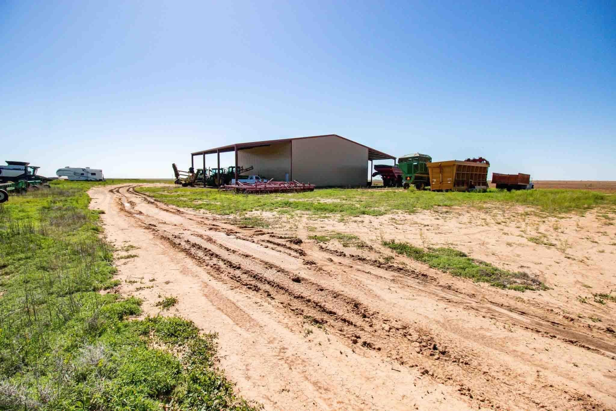 567 acres in Swisher County