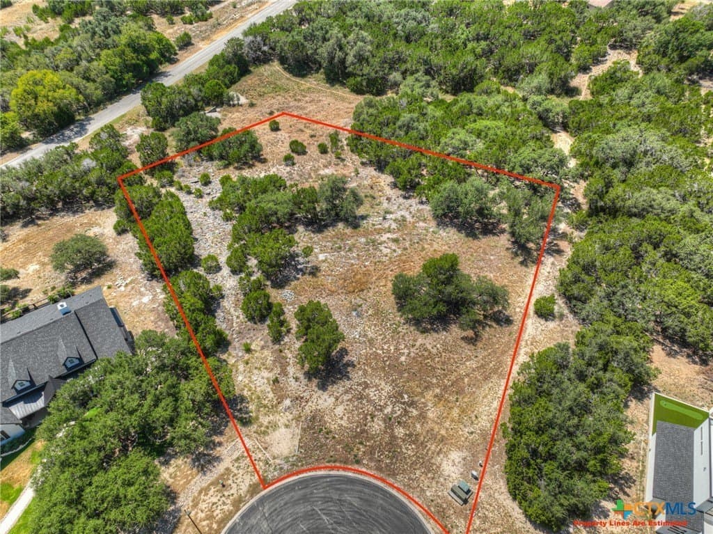 1.24 acres in Comal County
