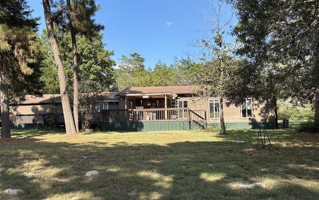 5 acres in Colorado County