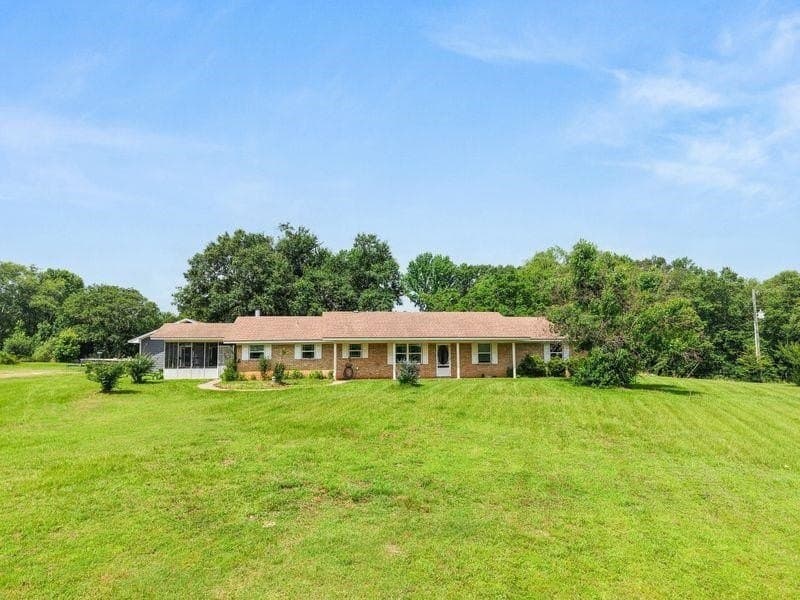 10.38 acres in Upshur County