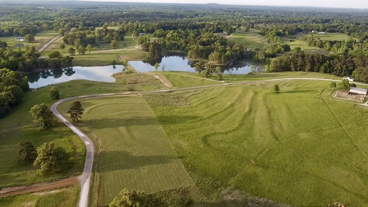 4.01 acres in Upshur County
