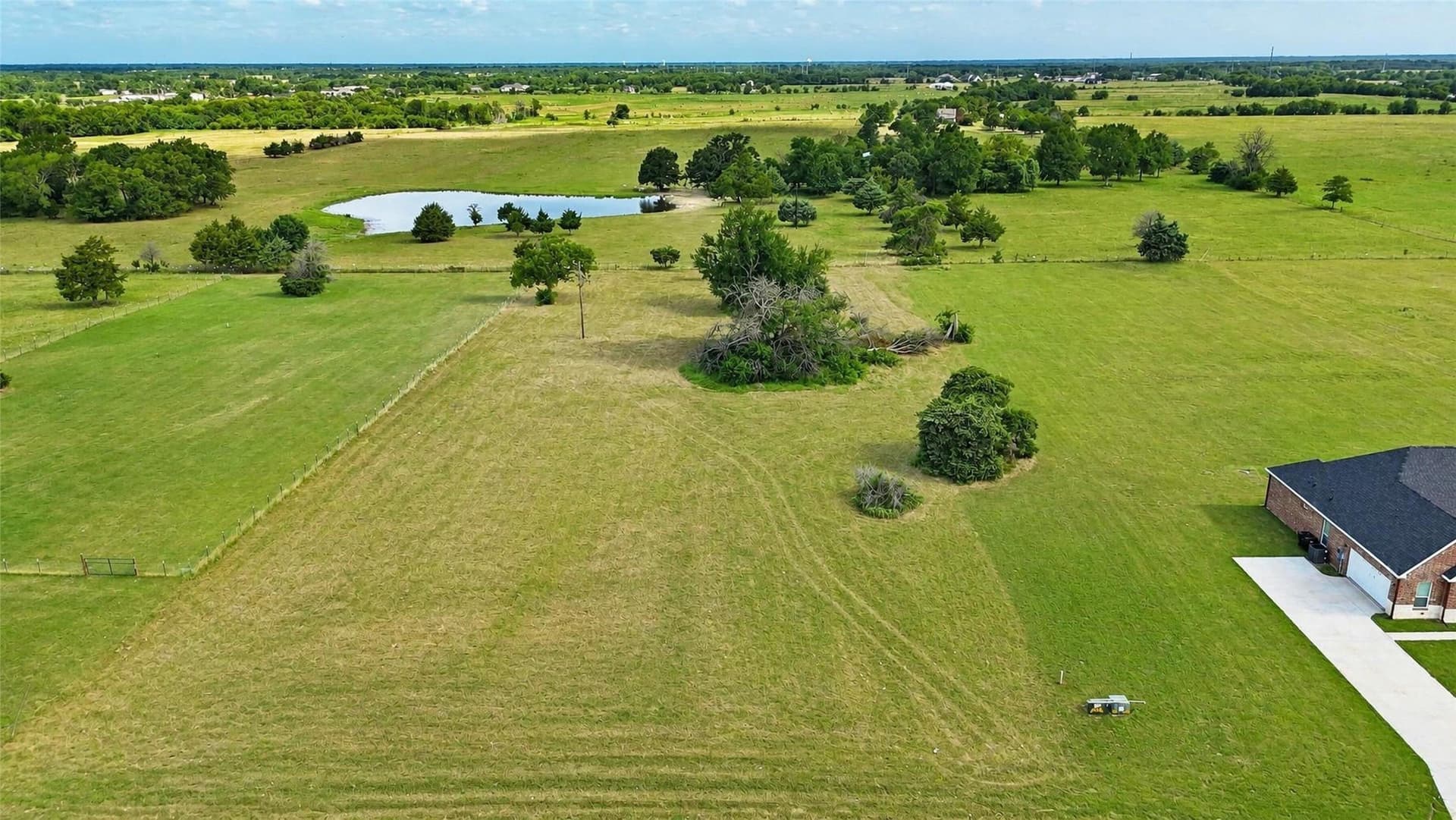 2.23 acres in Van Zandt County